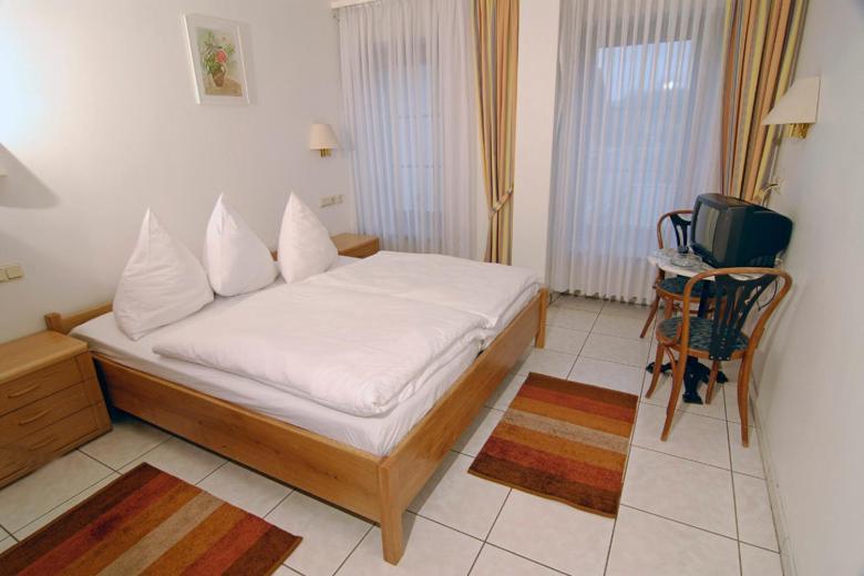 Zewener Hof - Garni Hotel Трир Стая снимка